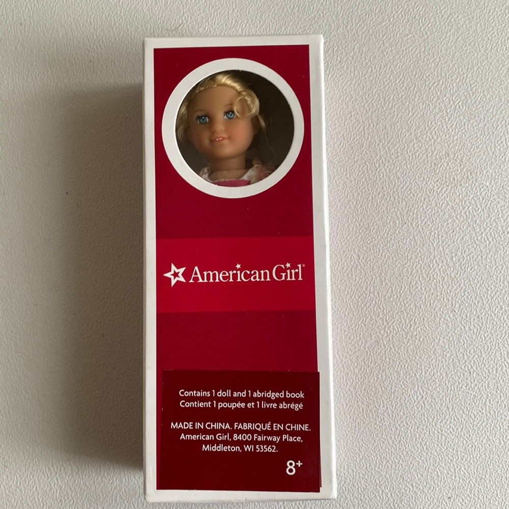 Mini American Girl Elizabeth